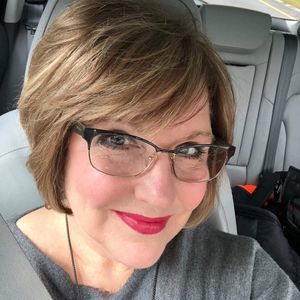 Meet your Posher, Gale